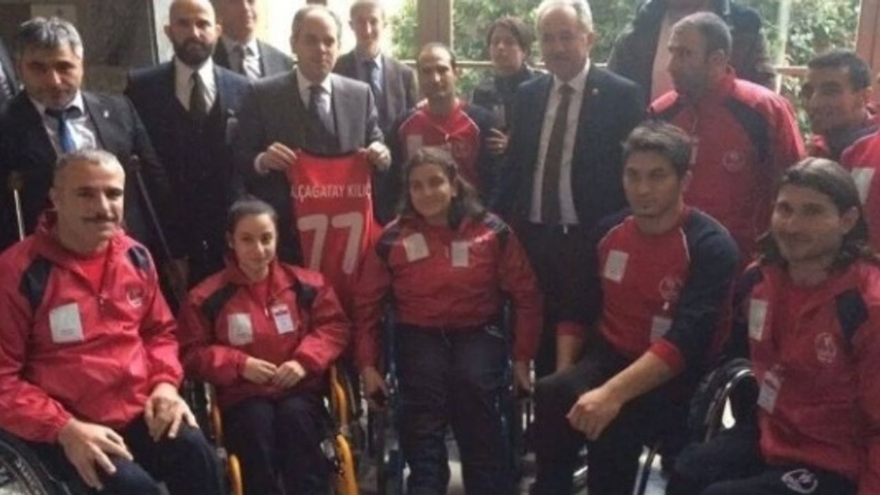 Yosk’tan, Başbakan Davutoğlu’na Ve Bakan Kılıç’a 77 Numaralı Forma