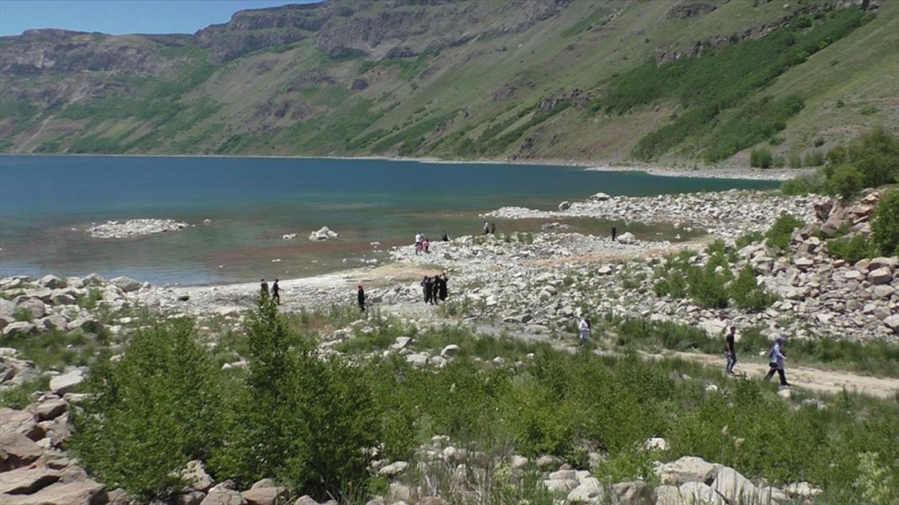 Bitlis'teki Nemrut Kalderası ve Krater Gölü için "Nemrut Eylem Planı" başlatılıyor