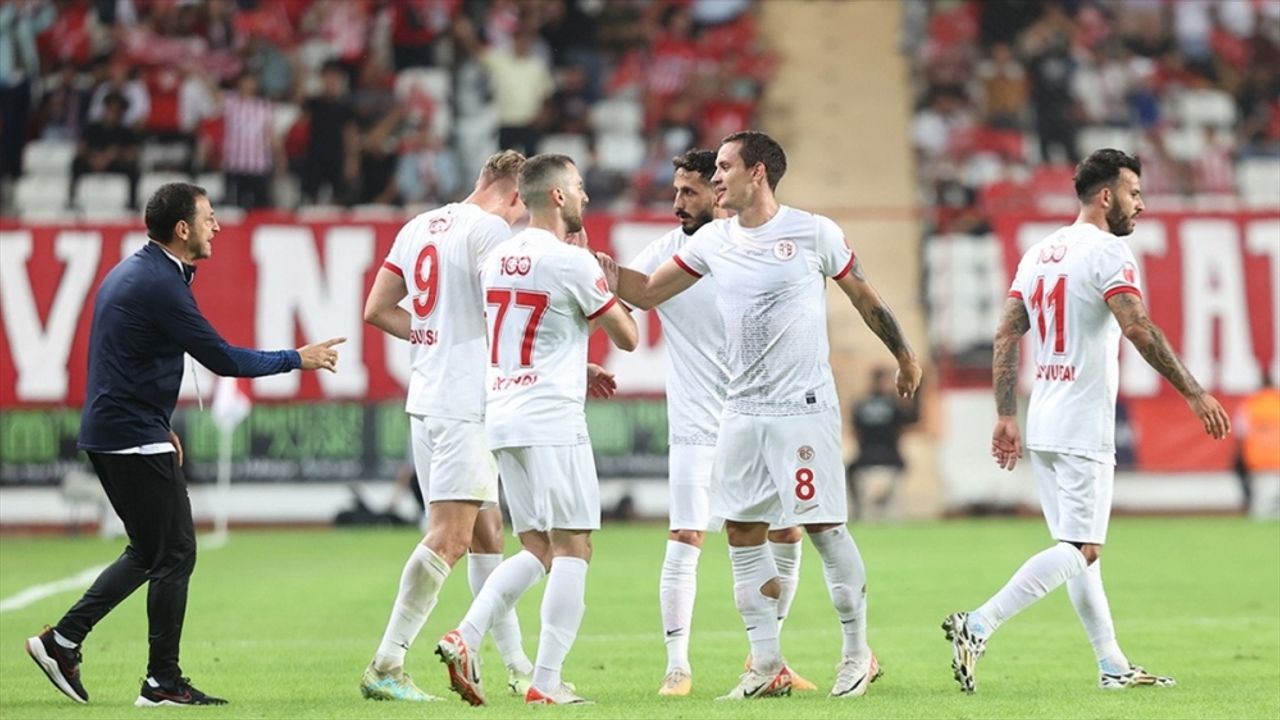 Antalyaspor, Türkiye Kupası'nda yarın 52 Orduspor FK ile karşılaşacak