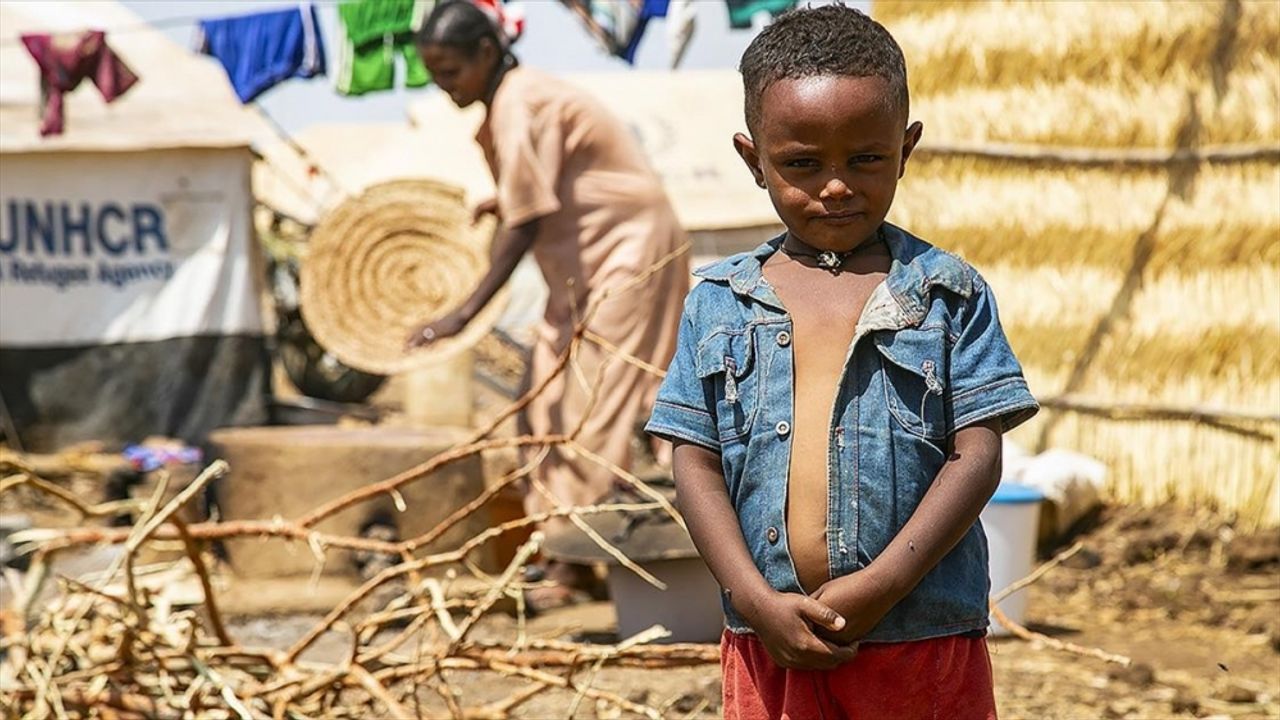 UNICEF: Sudan'da yaklaşık 3 milyon çocuk yerinden edildi