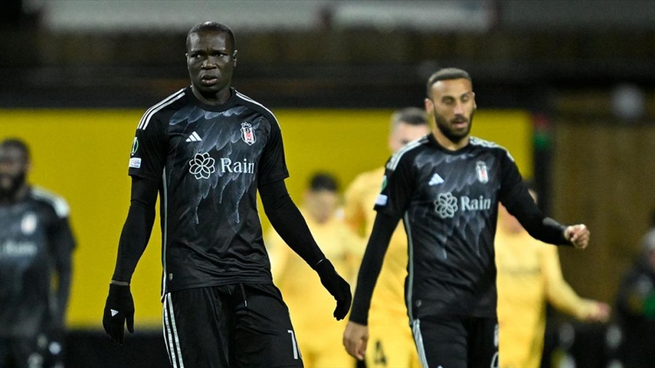 Beşiktaş'ta Vincent Aboubakar ile Cenk Tosun sakatlandı