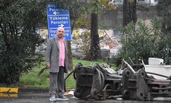 Ekmeğini 35 yıldır otogarda kazanıyor