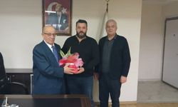 İzmit Belediyesi şoförlerin gününü kutladı