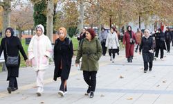 İzmit'te 'sağlıklı yaşam yürüyüşleri' sürüyor