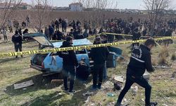 Konya'da otomobil otobüs durağında bekleyenlere çarptı, 4 kişi hayatını kaybetti