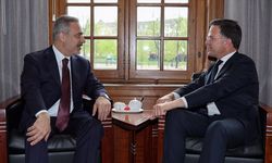 Dışişleri Bakanı Fidan, Hollanda Başbakanı Rutte ile görüştü