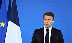 Fransa Cumhurbaşkanı Macron, Yeni Kaledonya'da olağanüstü hal ilan edilmesini istedi