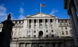İngiltere Merkez Bankası politika faizinde değişikliğe gitmedi