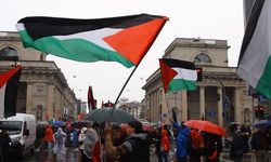 İtalya'da 1 Mayıs yürüyüşleri Filistin'e destek gösterilerine sahne oldu