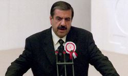 Eski Devlet Bakanı Salih Sümer hayatını kaybetti