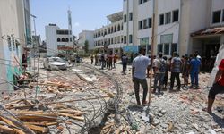 İsrail'in Gazze'de "güvenli" olduğunu iddia ettiği bölgelerdeki saldırılarında 54 kişi öldü