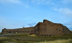 Erzurum'un asırlık tabyalarından "Mecidiye Tabyası" tüm ihtişamıyla ayakta duruyor