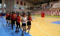 Voleybolda 2. Lig hedefine ulaşan Muşlu kızlar, yeni şampiyonluk peşinde