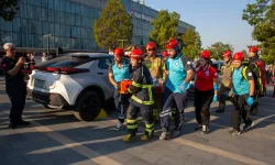 Bursa Büyükşehir İtfaiyesi’nden gerçeği aratmayan tatbikat