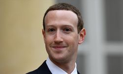 Meta Üst Yöneticisi Zuckerberg, eşiyle tanışma yıl dönümü için şarkı yayınladı