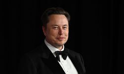 Musk İngiltere'yi "zalim bir polis devleti" olmakla suçladı