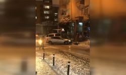 İstanbul'da etkisini sürdüren kar, kazaları beraberinde getirdi