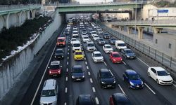 İstanbul'da sabah trafik yoğunluğu oluştu