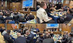 New York'ta görev yapan Müslüman polisler iftar programı düzenledi