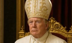 ABD Başkanı Trump'ın resmi hesabından kendisini Papa olarak gösteren fotoğraf paylaşıldı