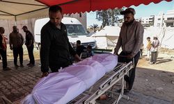 İsrail'in Gazze'ye saldırılarında biri bebek, 14 Filistinli hayatını kaybetti