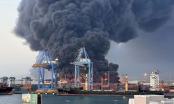 Sudan’ın Port Sudan kentinde patlama ve yangınlar meydana geldi