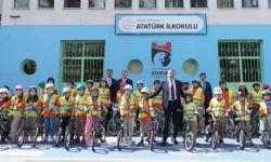 Bakan Tekin bisiklet etkinliğinde buluştu