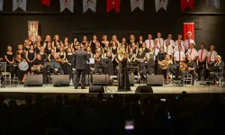 İzmir Bornova'da yaza coşkulu merhaba