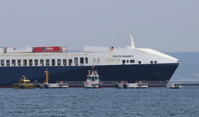 Düzensiz göçmenlerin alıkoyma girişimi üzerine operasyonla kurtarılan Türk kargo gemisi Yalova'ya ulaştı