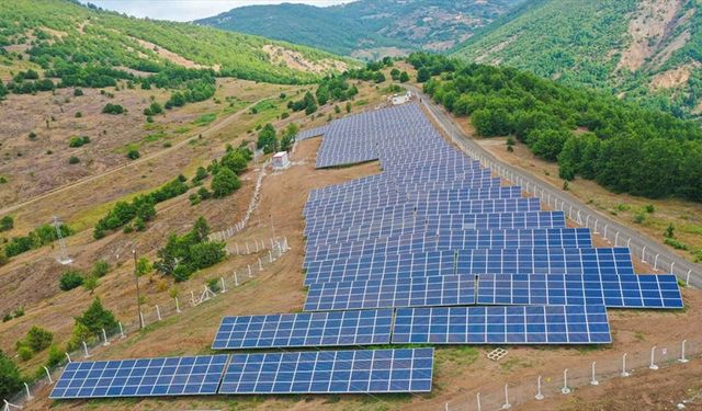 Akkuş'taki güneş enerjisi santrali 2 yılda 1600 megavat enerji üretti