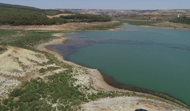 Tekirdağ'daki Yazır Barajı'nın su seviyesi kuraklık nedeniyle yüzde 15'e düştü