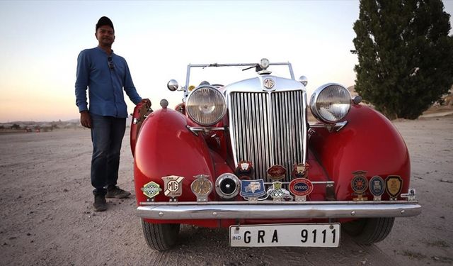 Hint iş insanı 73 yıllık klasik otomobiliyle Baharat Yolu'nu keşfediyor