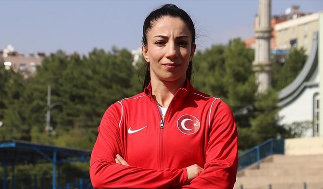 Milli güreşçi Evin Demirhan Yavuz, başarılarını olimpiyat madalyasıyla taçlandırmak istiyor