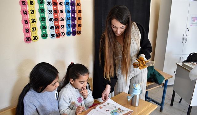 Bitlis'in köylerindeki öğretmenler projeleriyle öğrencilerine fırsat eşitliği sağladı