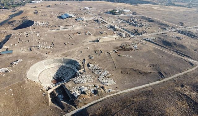 Laodikya'daki anıtsal çeşme yüzyıllar sonra yeniden cazibe merkezi oldu