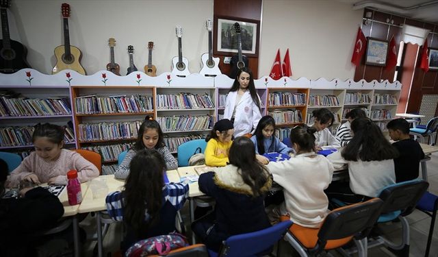 Sibel öğretmen ve öğrencileri yarıyıl tatilinde de bir arada