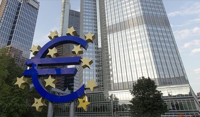 ECB tutanakları: Yönetim Konseyi üyeleri faiz indirimini tartışmayı erken görüyor