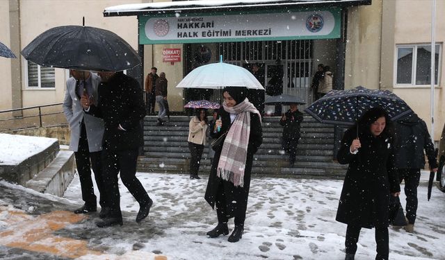 Hakkari'de olumsuz hava koşulları nedeniyle eğitime yarın ara verildi