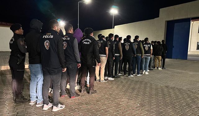 "Sibergöz-36" operasyonunda yakalanan 19 zanlı tutuklandı