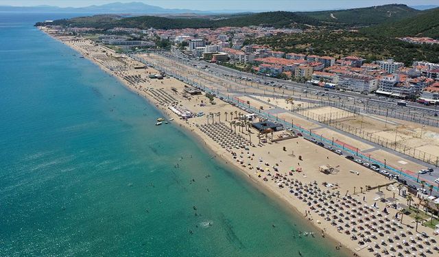 Ayvalık'ın masmavi plaj ve koyları bayramda misafirlerini ağırlayacak