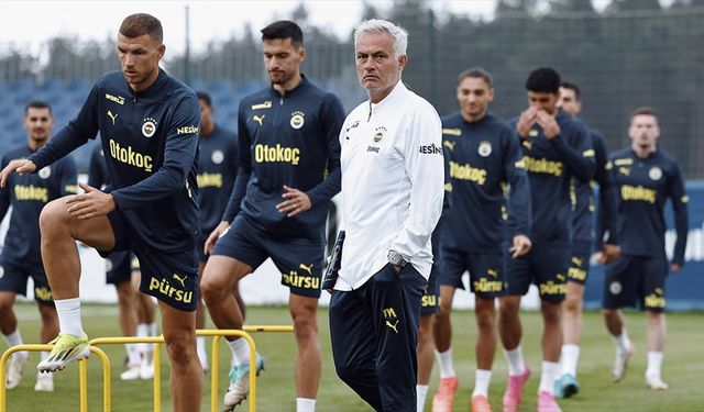 Fenerbahçe, yeni sezon hazırlıklarına devam etti