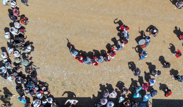 Huzurun hakim olduğu Çukurca, ev sahipliği yaptığı festivalle şenlendi