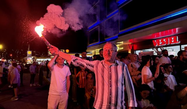 Arçelik, milli maç heyecanını Sakarya'da kurduğu dev ekranda sporseverlerle yaşadı