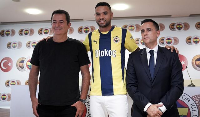 Fenerbahçe, yeni transferi Youssef En-Nesyri için imza töreni düzenledi