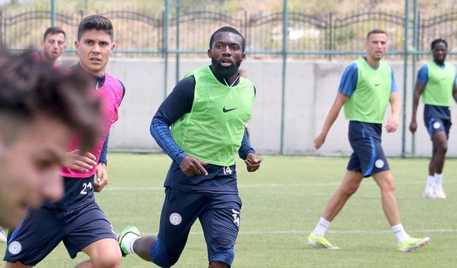 Sakatlığı atlatan Çaykur Rizesporlu Azubuike, takımla Avrupa kupalarını hedefliyor