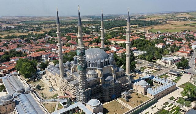 Selimiye Camisi'nin minarelerindeki restorasyon tamamlandı