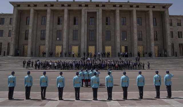 Türkiye'nin 3. Cumhurbaşkanı Celal Bayar'ın kızı Nilüfer Gürsoy için Meclis'te cenaze töreni düzenlendi