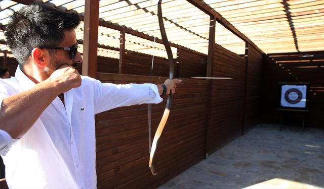 Ahlat'taki etkinlikler şanlı Malazgirt Zaferi'nin coşkusunu yaşatıyor