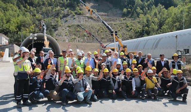 Bakan Uraloğlu: Bolu Dağı Tüneli geçişinde süren çalışmaları 19 Eylül'de tamamlamayı hedefliyoruz