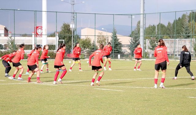 19 Yaş Altı Kadın Milli Futbol Takımı, Avrupa'da A Ligi'nde ilerlemek istiyor